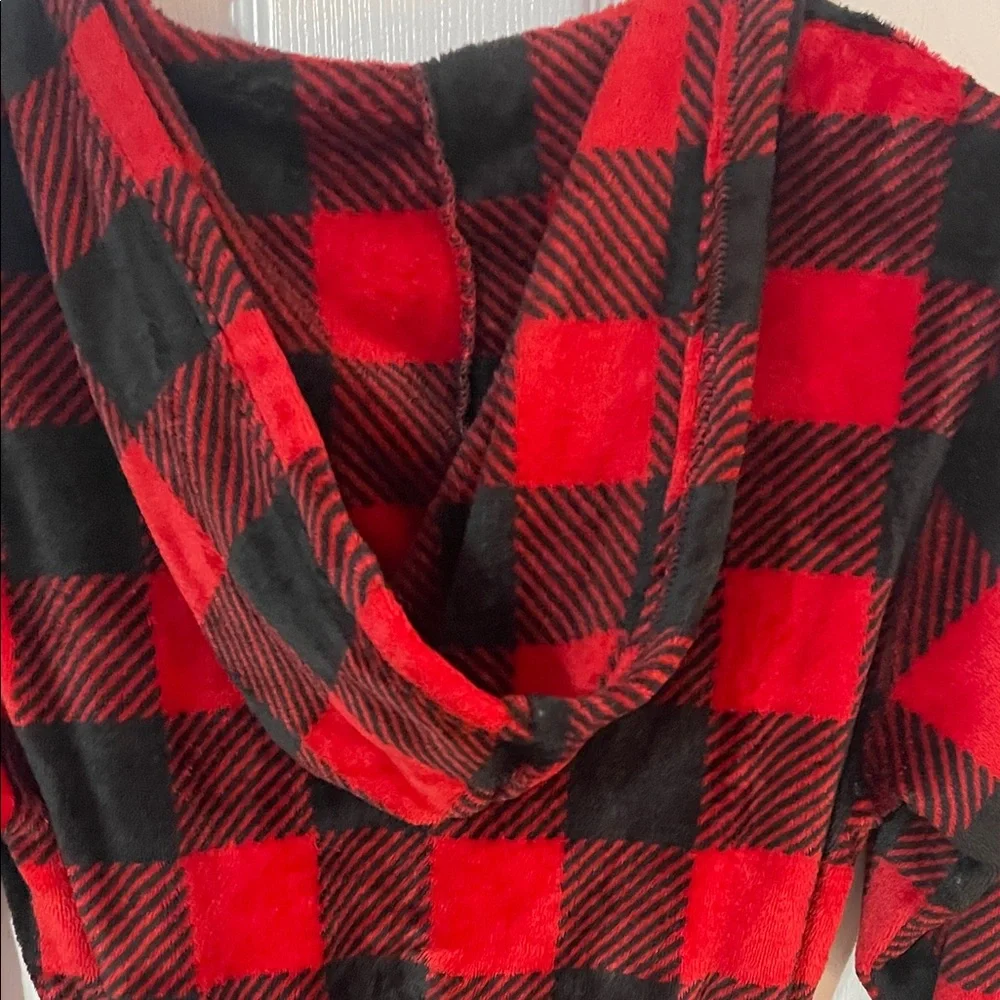 Cuddl Duds Boys Robe Hooded Buffalo Plaid Size 12/14 L Excellent Condition